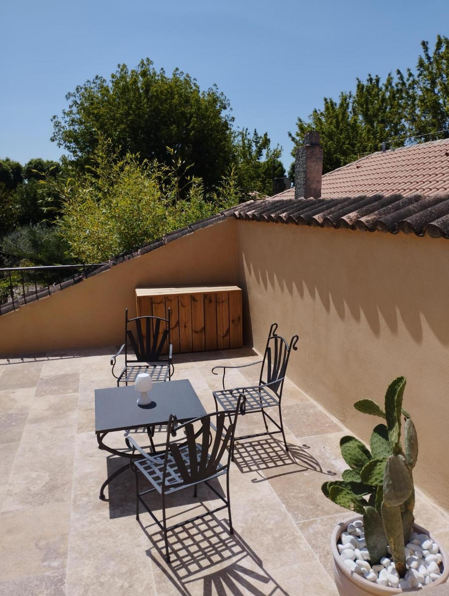 Les Tilleuls Cavaillon Exterior foto